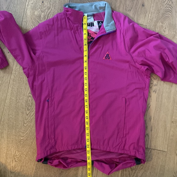 Vintage Nike ACG Windbreaker - Picture 7 of 7